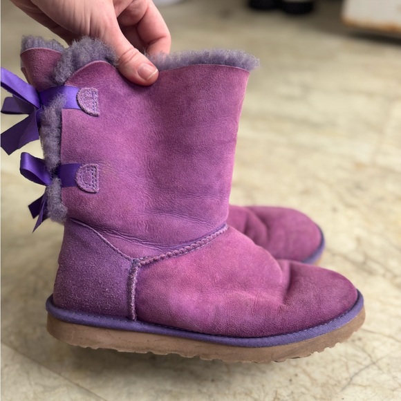 UGG Bailey Bow Boots Purple Twinface Sheepskin Size 8 Classic - Picture 11 of 12